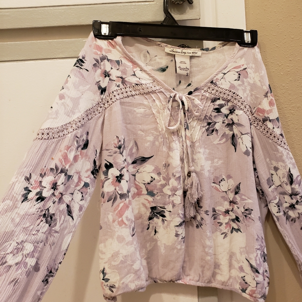 American rag light purple floral shirt, S